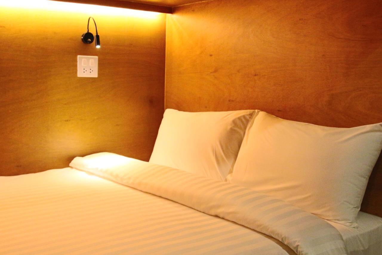 Gn Capsule Hostel Patong ภายนอก รูปภาพ